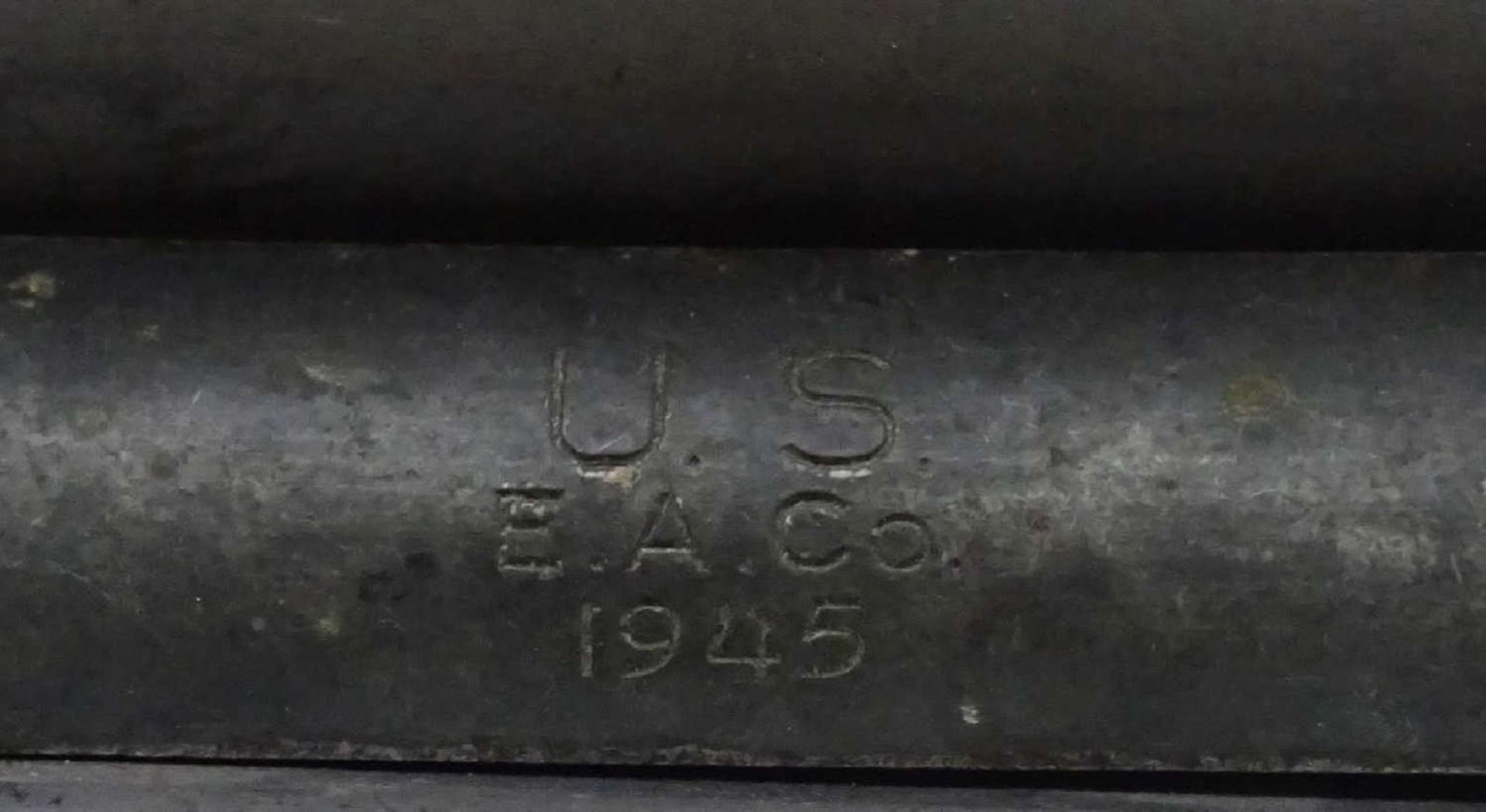 altes Essgeschirr der US Army, gekennzeichnet mit US E.A.Co. 1945. Gebrauchter Zustand.old - Bild 2 aus 3