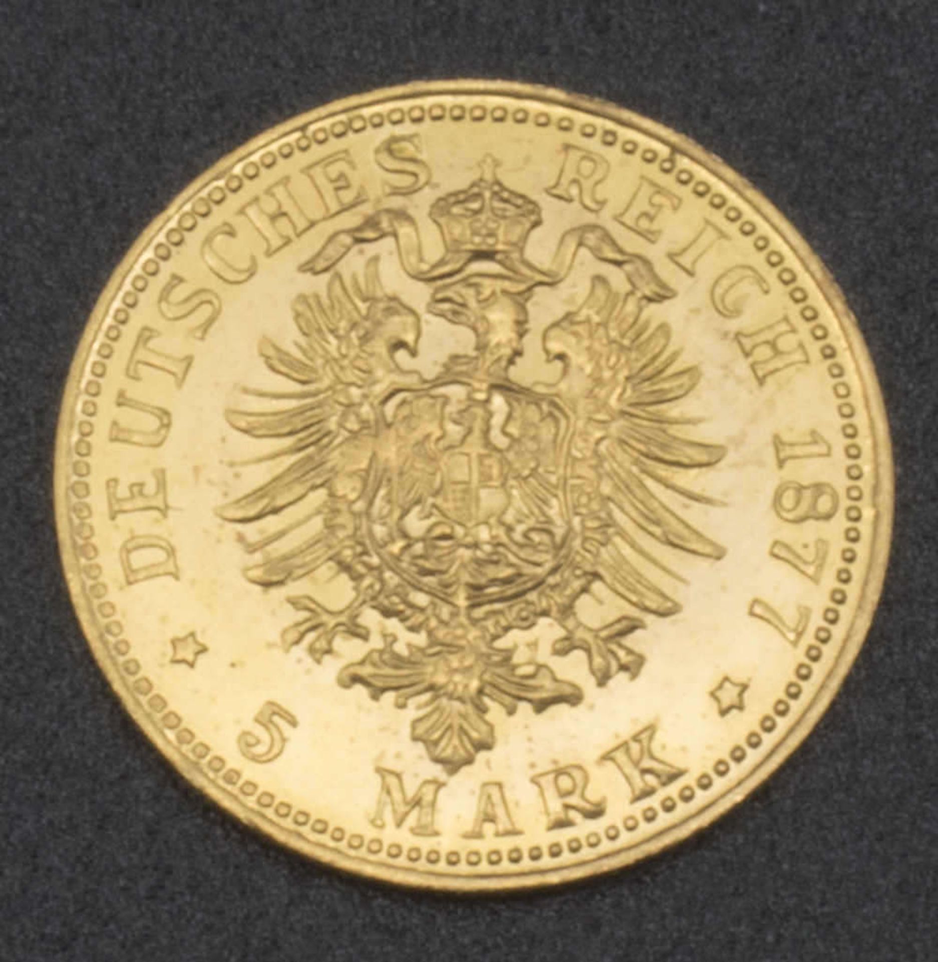 Kaiserreich Bayern, Goldmünze 5 Mark 1877 D, Ludwig II. 1864-1886. Feines Exemplar, Erhaltung: - Image 2 of 2