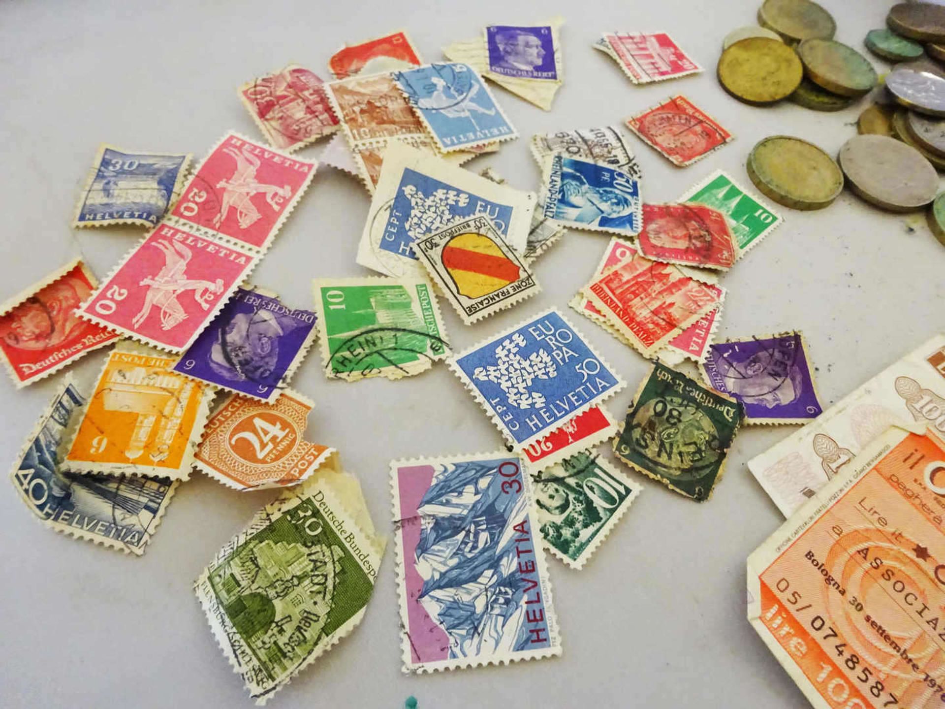 Lot Banknoten, Münzen und Briefmarken aus Haushaltsauflösung. Banknoten Italien und Belgien. Bitte - Bild 3 aus 3