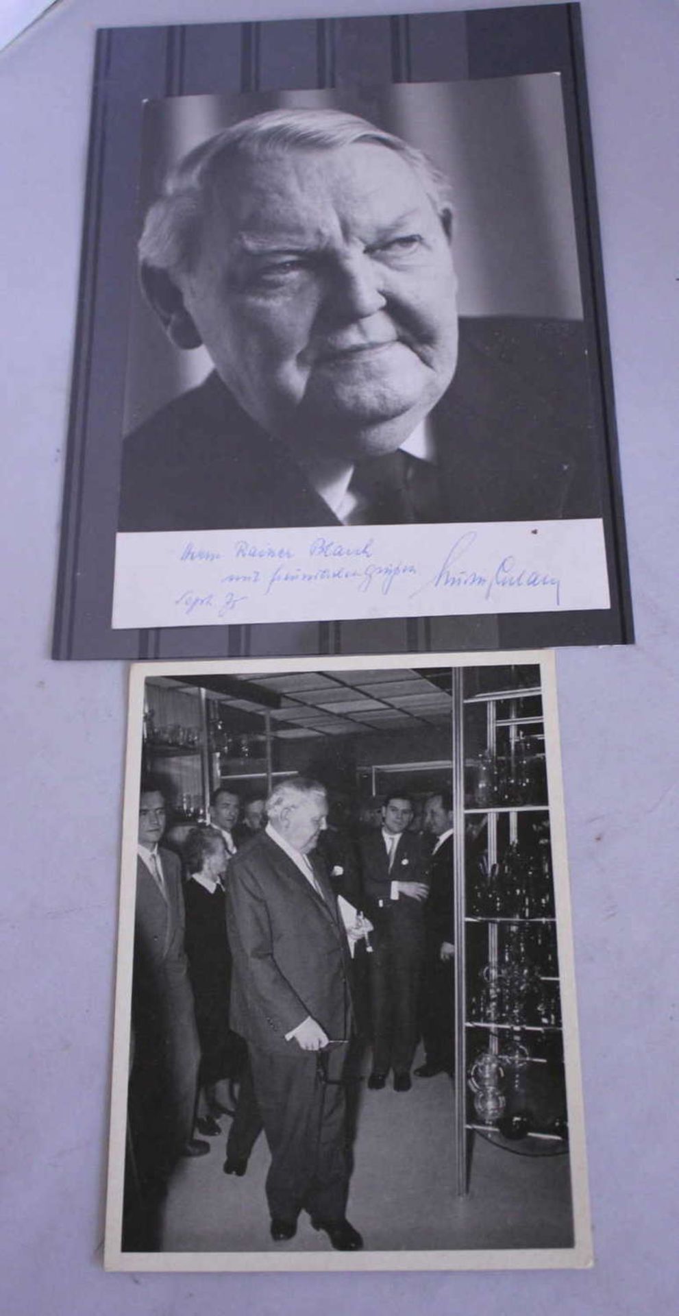 2 Fotos von Ludwig Erhard, 1x mit unbekannter Widmung2 photos by Ludwig Erhard, 1x with unknown