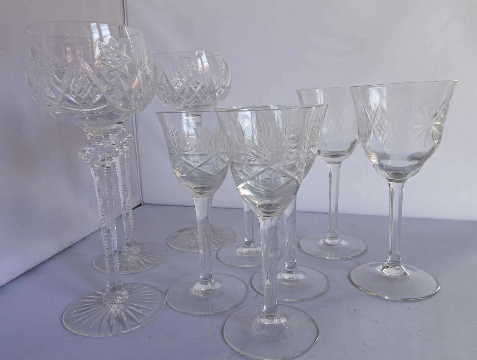 Lot Gläser aus Haushaltsauflösung, dabei 3 Weingläser aus Kristallglas, geschliffen, sowie 4 - Image 2 of 2