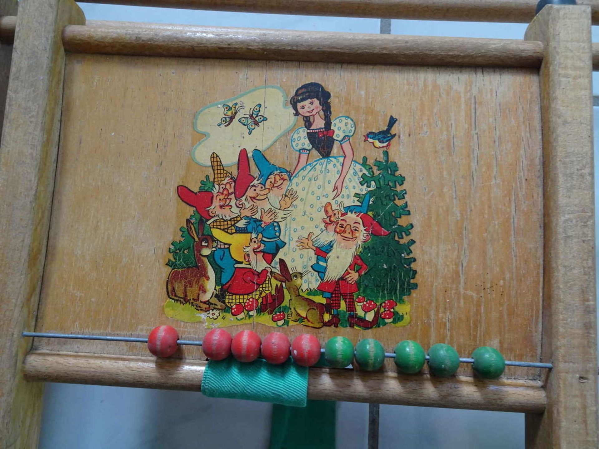 Wooden walker with snow white motif, collapsible. Approximately 50s-60s. - Image 2 of 2