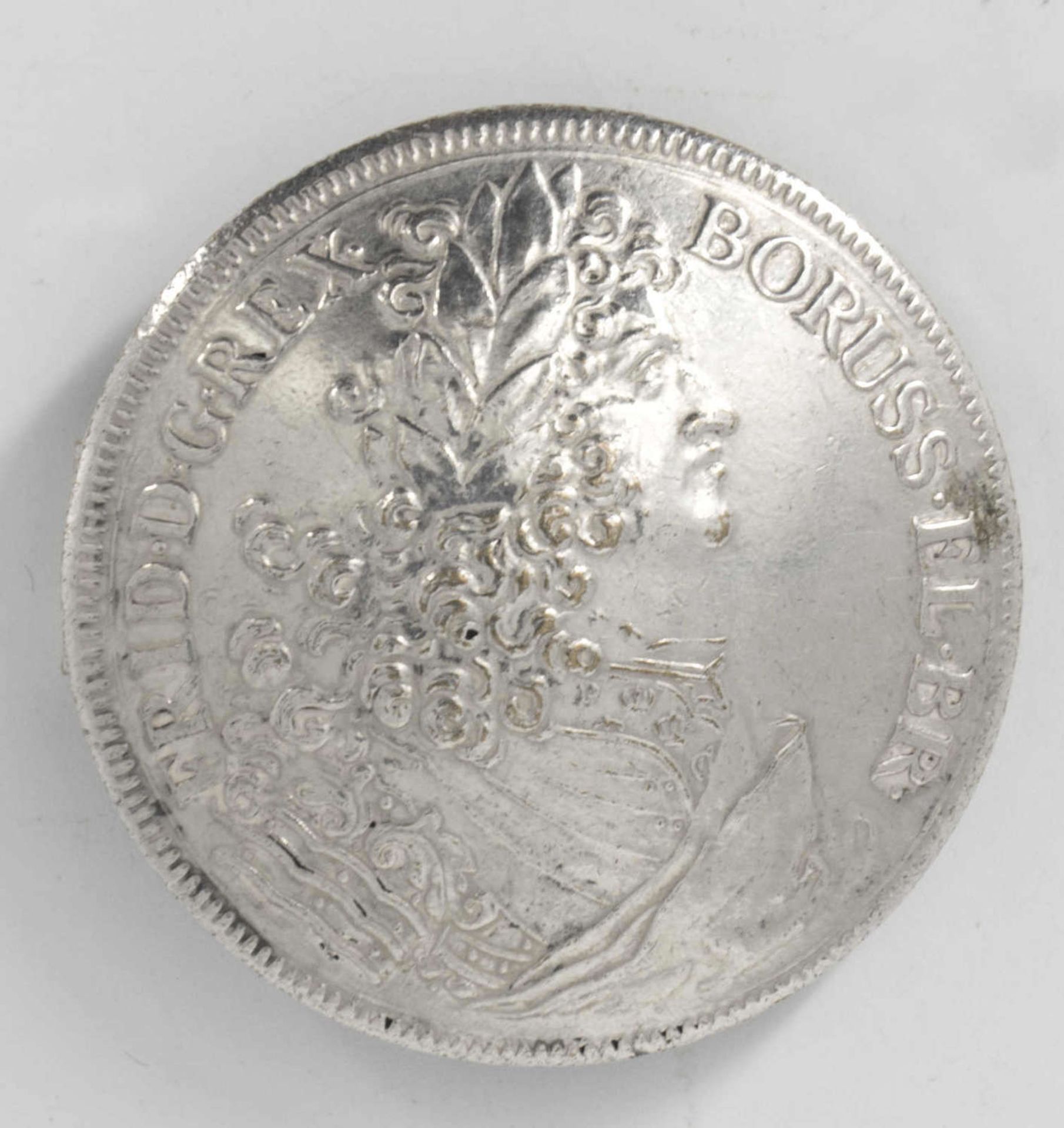 Prussia 1707, 1 Taler, silver, imprinted as a pendant. Weight: approx. 23.5 g. Please visit.