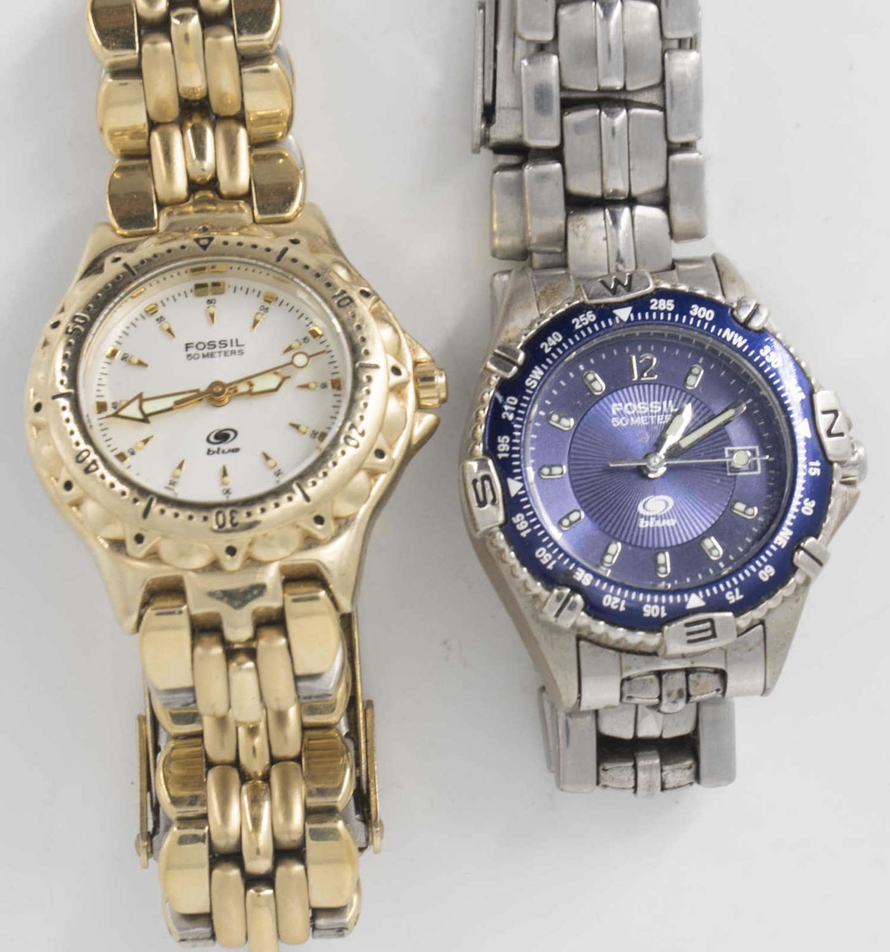 Fossil, two women 's watches Fossil Blue, AM - 3116 and AM - 3104. Function not tested.