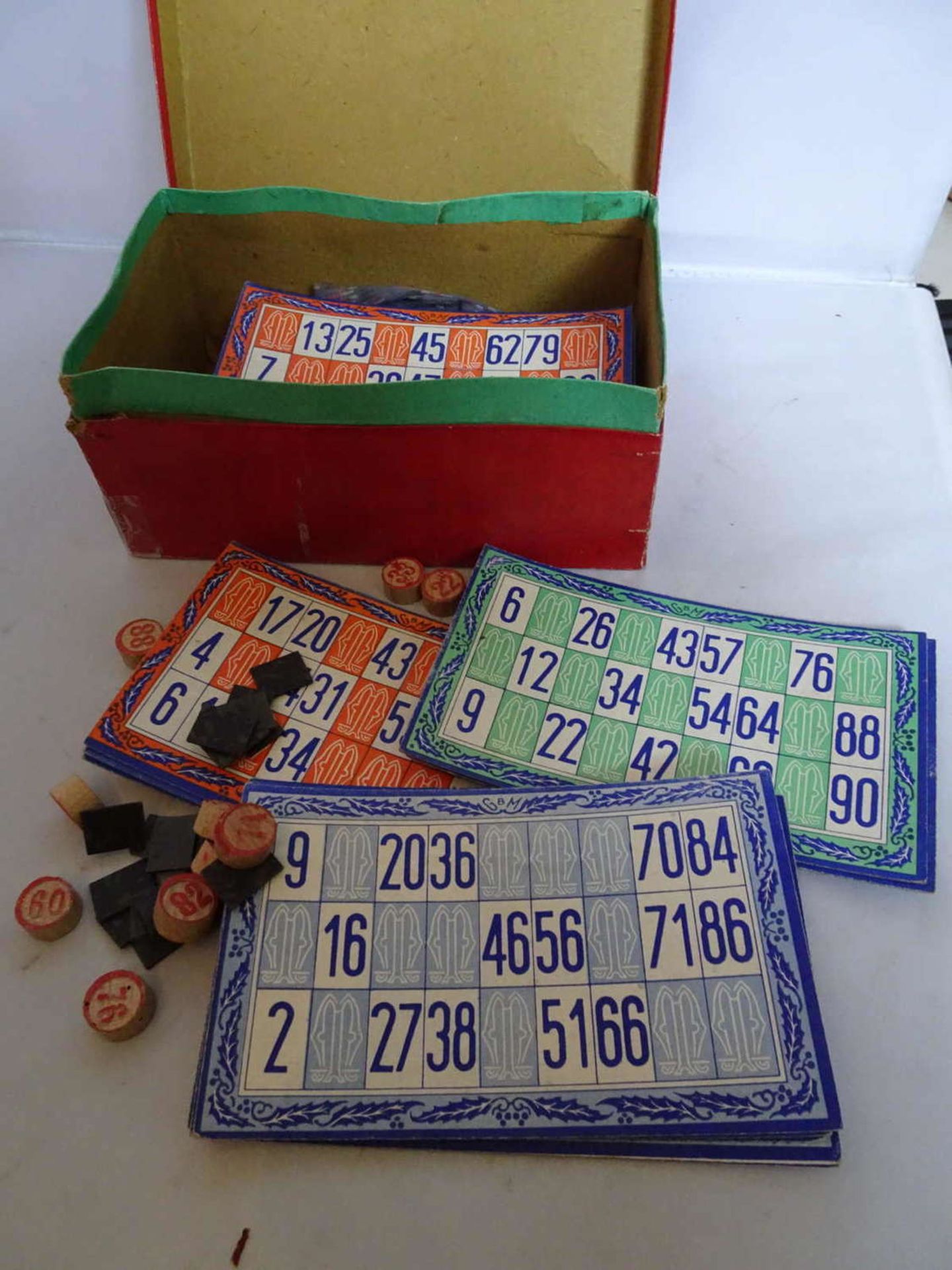 Belgian Lotto game with 24 cards and appealing wooden tiles and rectangular tiles for the fields. - Bild 2 aus 2