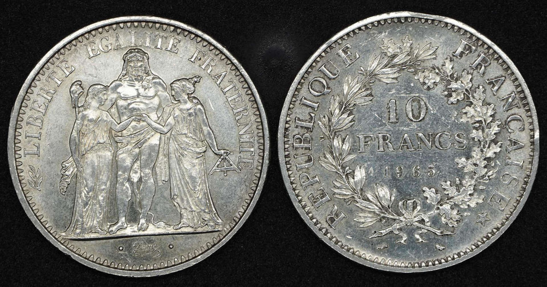 France 1965, two 10th - Francs - silver coins. Condition: XF.