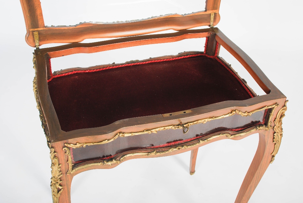 A late 19th/early 20th century French Louis XV style rosewood and gilt metal mounted bijouterie - Image 7 of 9