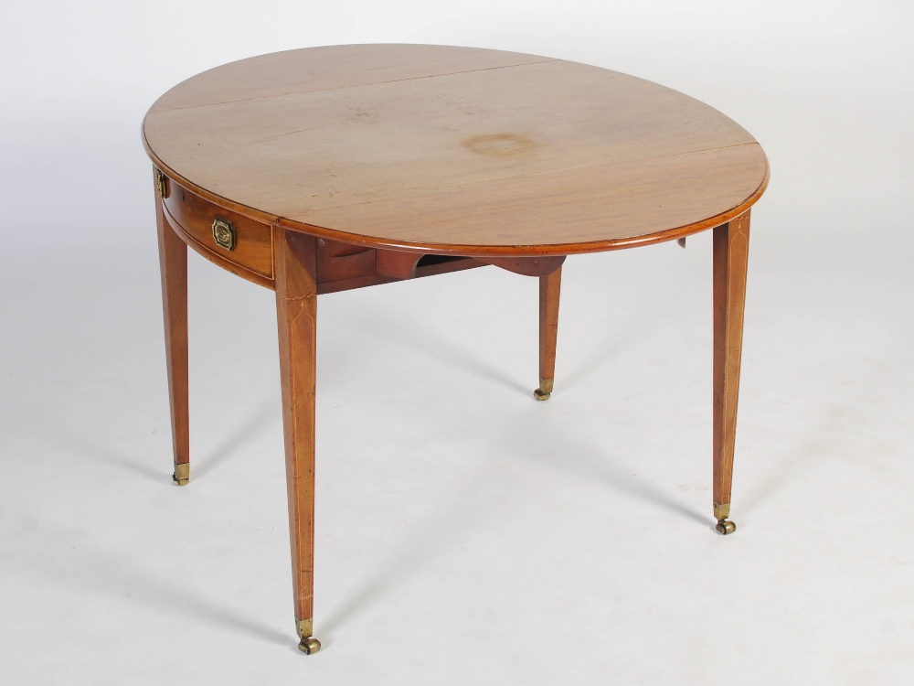 A 19th century mahogany and boxwood lined Pembroke table, the oval top with twin drop leaves over - Image 5 of 8