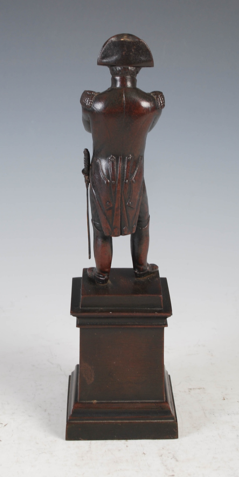 A bronzed spelter figure of Napoleon Bonaparte, modelled standing on square plinth base with oval - Image 3 of 7