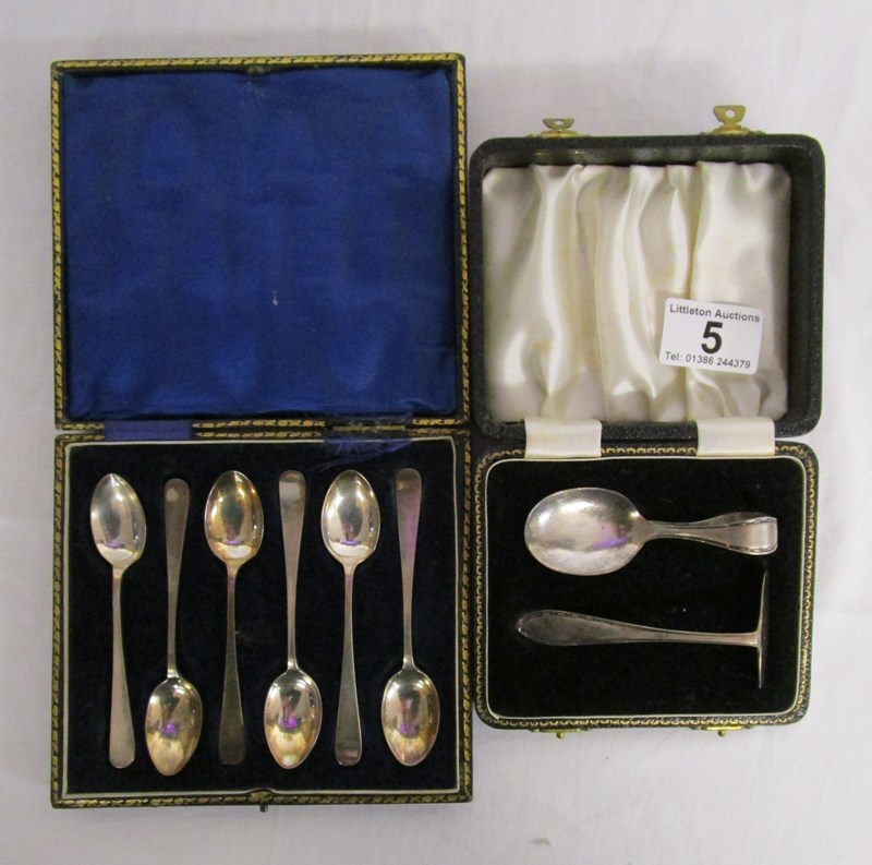 Boxed set of six silver teaspoons & boxed pusher set