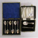 Boxed set of six silver teaspoons & boxed pusher set