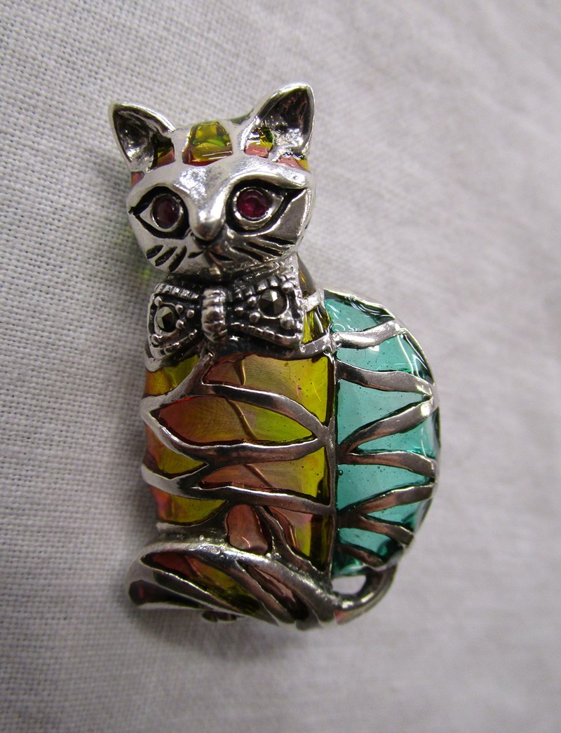 Champlevé enamel & silver cat brooch