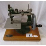 Small sewing machine by Grain