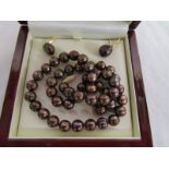 Suite of chocolate colour freshwater pearl jewellery with 9ct gold fittings