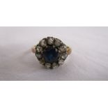 Fine 18ct sapphire & diamond set ring