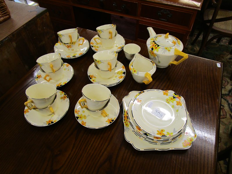 Crown Ducal tea service