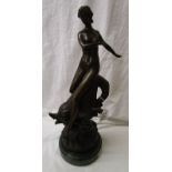 Bronze lady on marble plinth (H: 46cm)