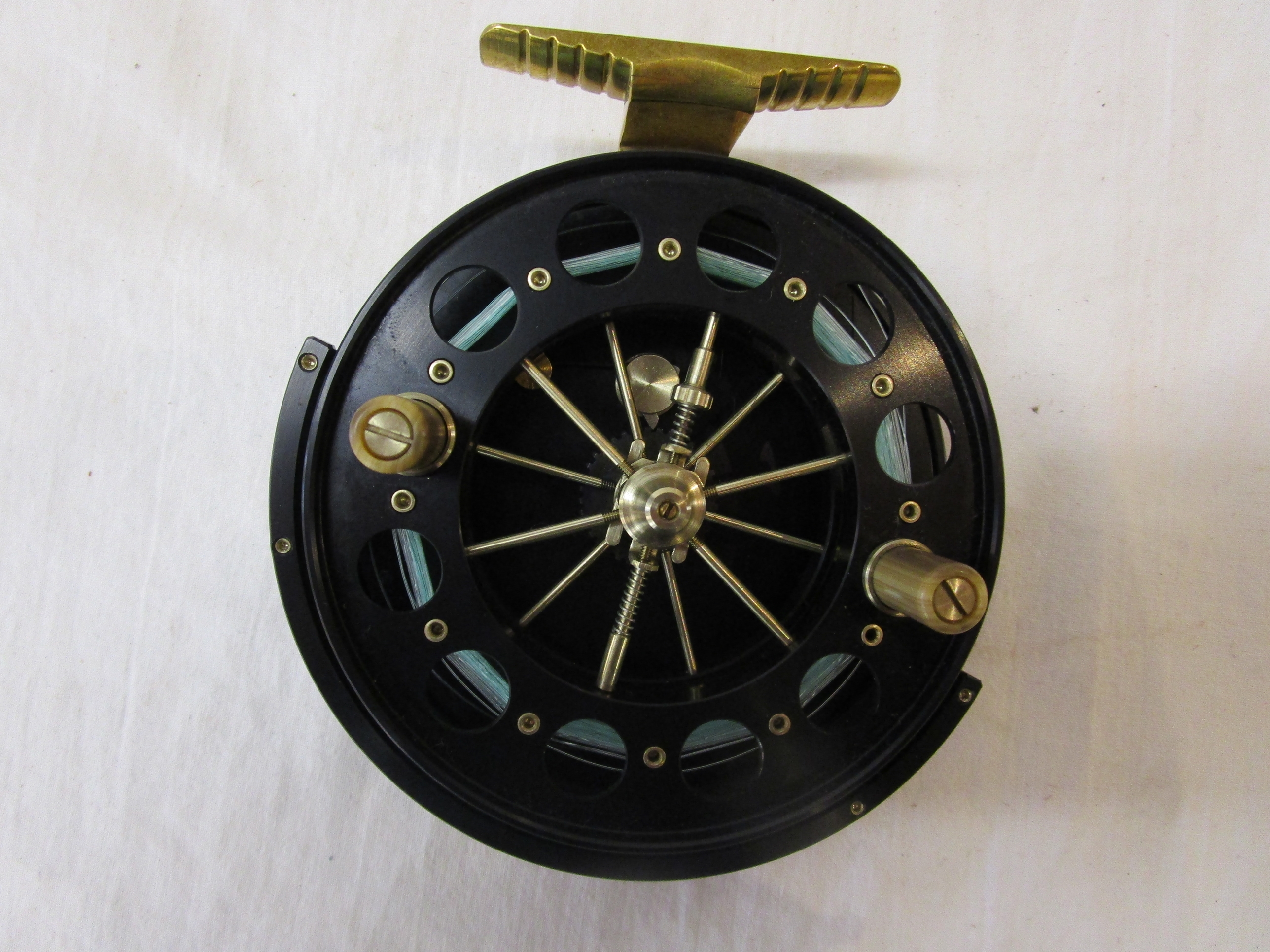 Richard Carter Traditional Angling handcrafted 'centre pin' reel with certificate of authenticity - Image 3 of 10