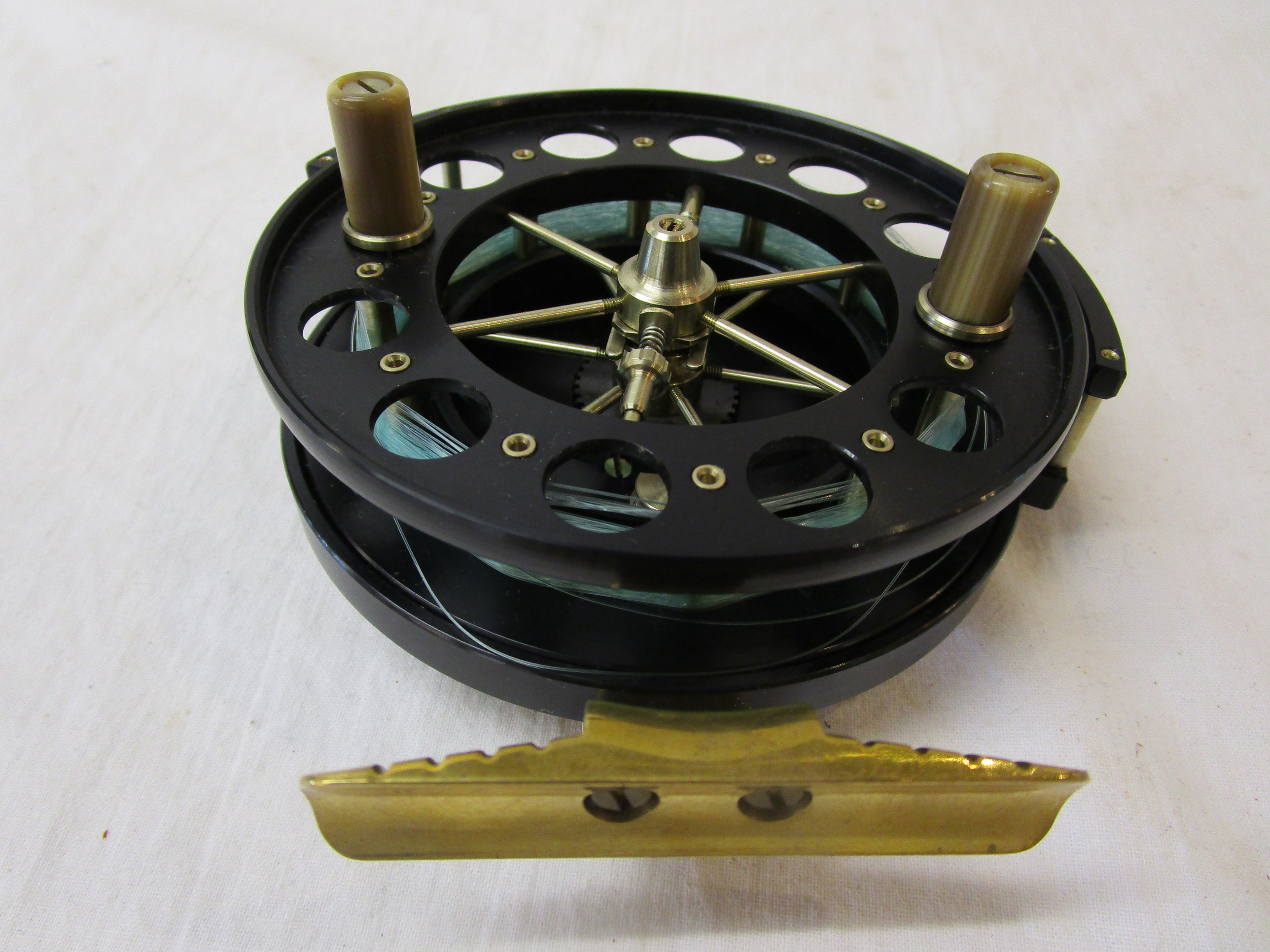 Richard Carter Traditional Angling handcrafted 'centre pin' reel with certificate of authenticity - Image 4 of 10