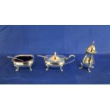 2 silver condiment pots with silver spoons & blue liners together with a silver salt shaker
