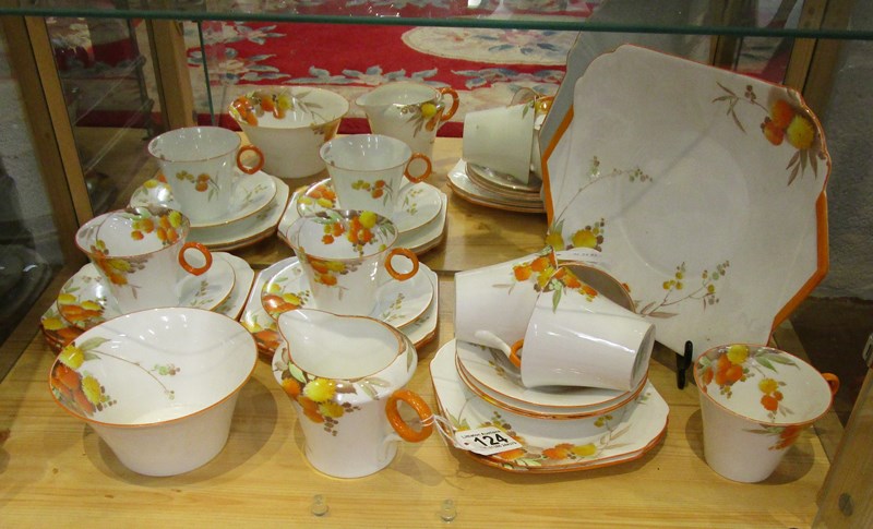 Shelley part tea set - Regent shape, pattern 781613