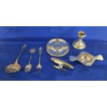 Collection of silver to include Apostle spoon together Walker & Hall plated berry spoon