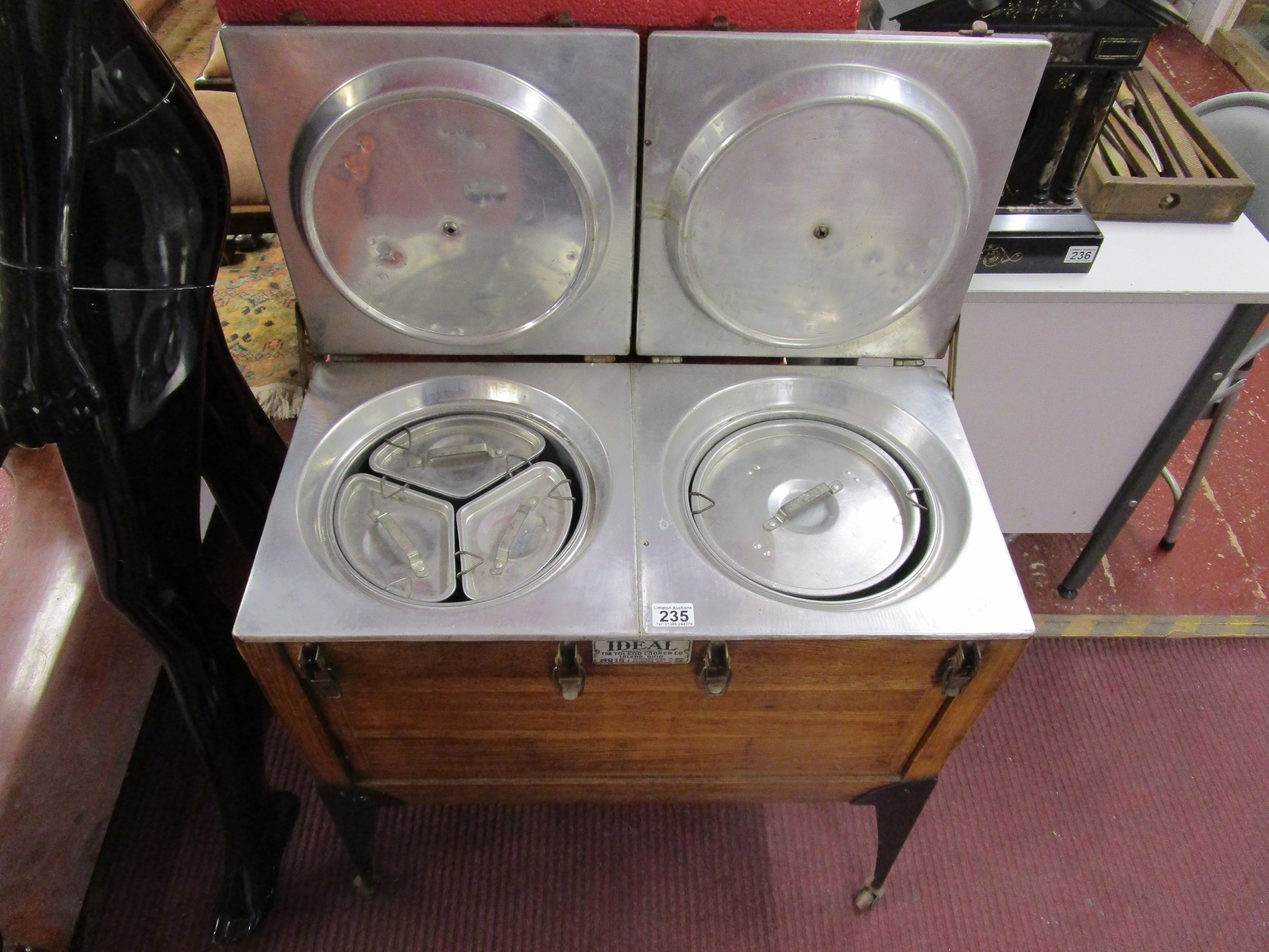 Rare and unusual early 20thC American slow cooker (complete) Model No 18 ‘Ideal’ manufactured by The - Image 15 of 20