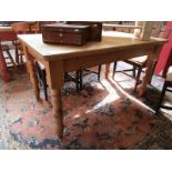 Pine farmhouse style dining table - H: 76cm L: 137cm W: 87cm