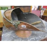 Copper coal scuttle with shovel