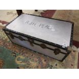 Aluminium travel trunk