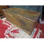 Early oak lidded box