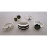 5 silver & stone set rings