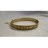 Gold bangle - Approx 15g