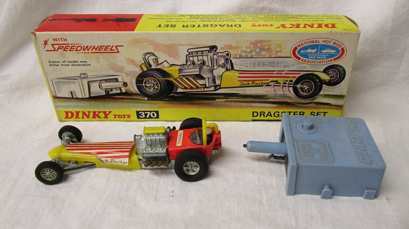 Collection of die-cast vintage Dinky vehicles - Mostly boxed - Image 16 of 18