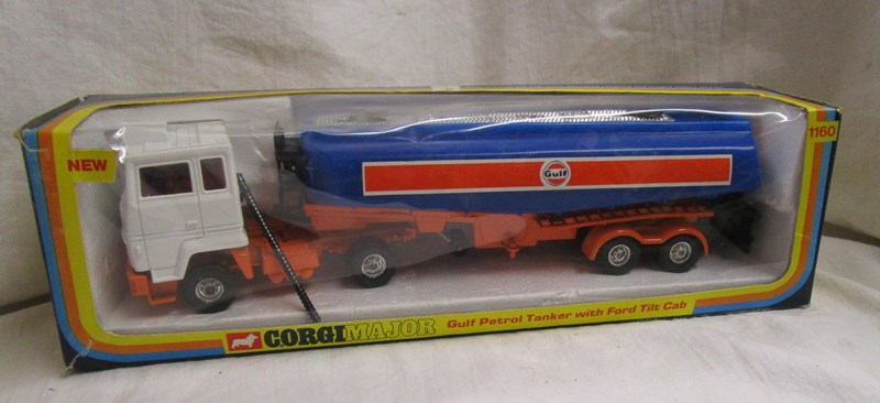 Collection of die-cast vintage Corgi vehicles - Mostly boxed - Image 7 of 19