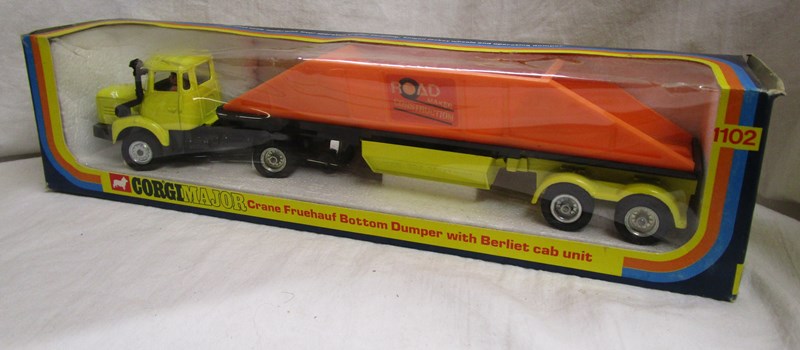 Collection of die-cast vintage Corgi vehicles - Mostly boxed - Image 8 of 19