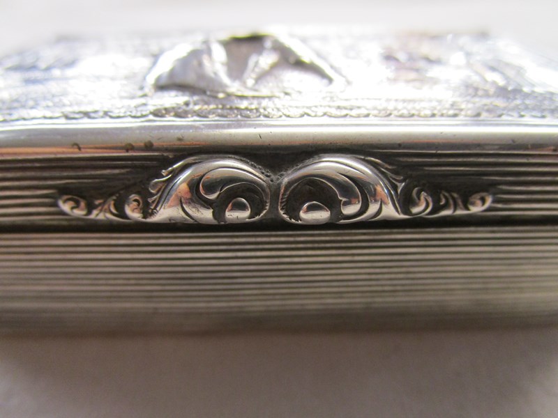 Chased silver snuff box - Image 8 of 8