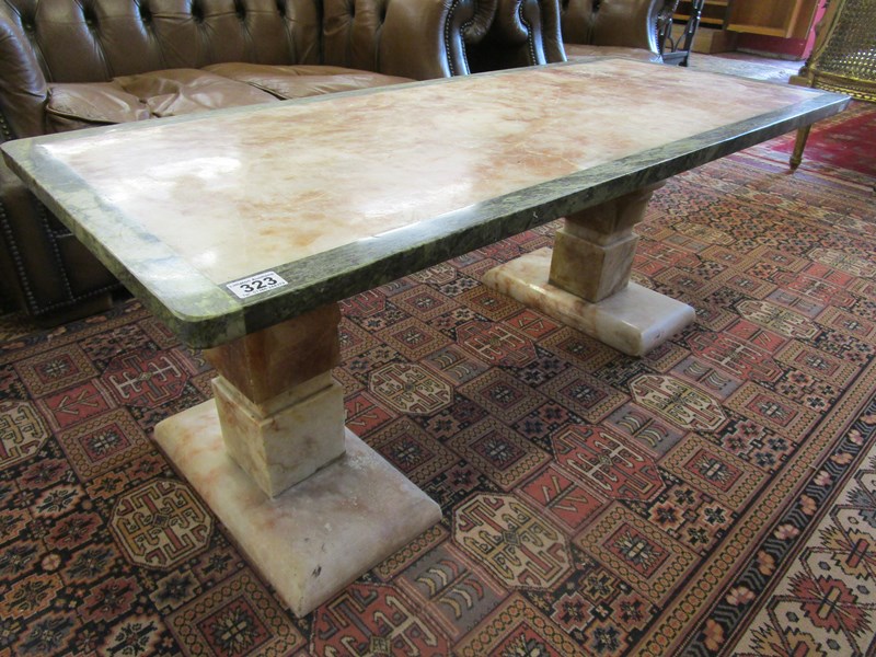 Alabaster & marble coffee table - H: 48cm L: 128cm W: 54cm