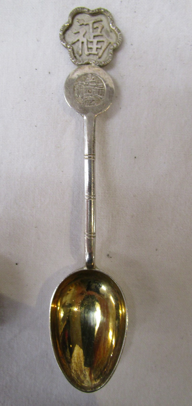 Boxed set of 12 Chinese export teaspoons - Wang Hing - 900 silver - Image 4 of 5