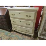 Painted French chest of 3 drawers - H: 103cm W: 96cm D: 46cm