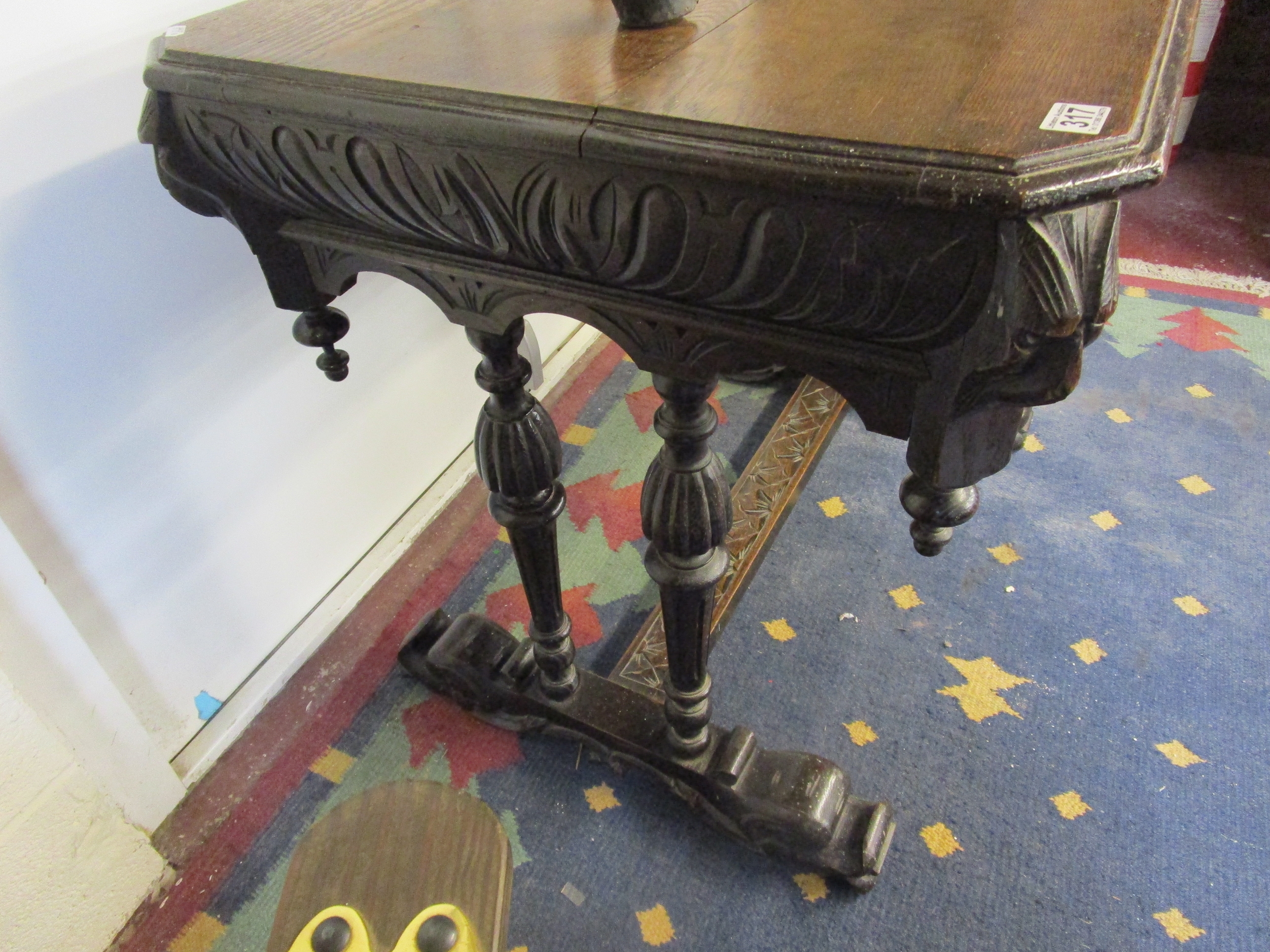 Carved oak centre table - H: 76cm W: 91cm D: 65cm - Image 6 of 6