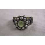Victorian style peridot, pearl, amethyst & diamond set ring - Estimate £80 - £120
