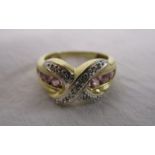 Gold diamond & pink tourmaline set ring - Estimate £80 - £120