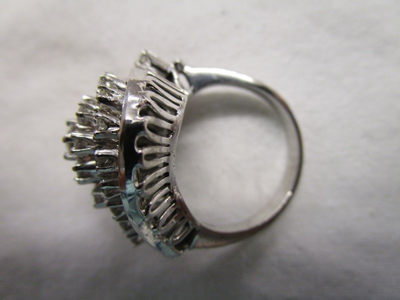 Large & unusual diamond set swirl ring - Estimate £600 - £900 - Bild 6 aus 6