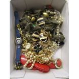 Collection of costume jewellery