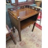 Georgian mahogany nightstand with galleried top