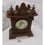 Oak mantle clock