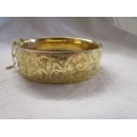 Gold bangle - Approx 25g