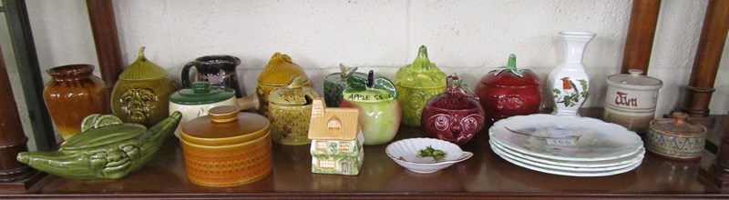 Shelf of collectables to include SylvaC & Carlton ware