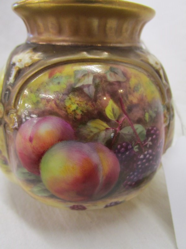 Royal Worcester hand painted preserve jar (no lid) - Fruit theme signed T Lockyer - Circa 1926 - Image 2 of 4